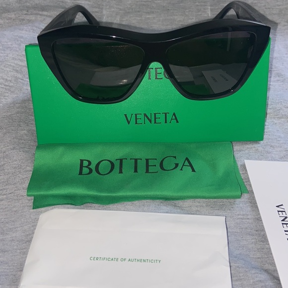 BOTTEGA VENETA Sun Glasses - Picture 9 of 14